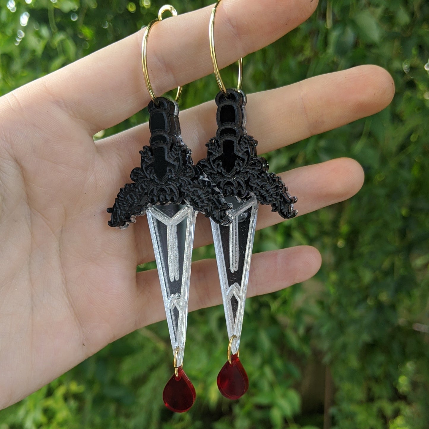 Dagger Hoops