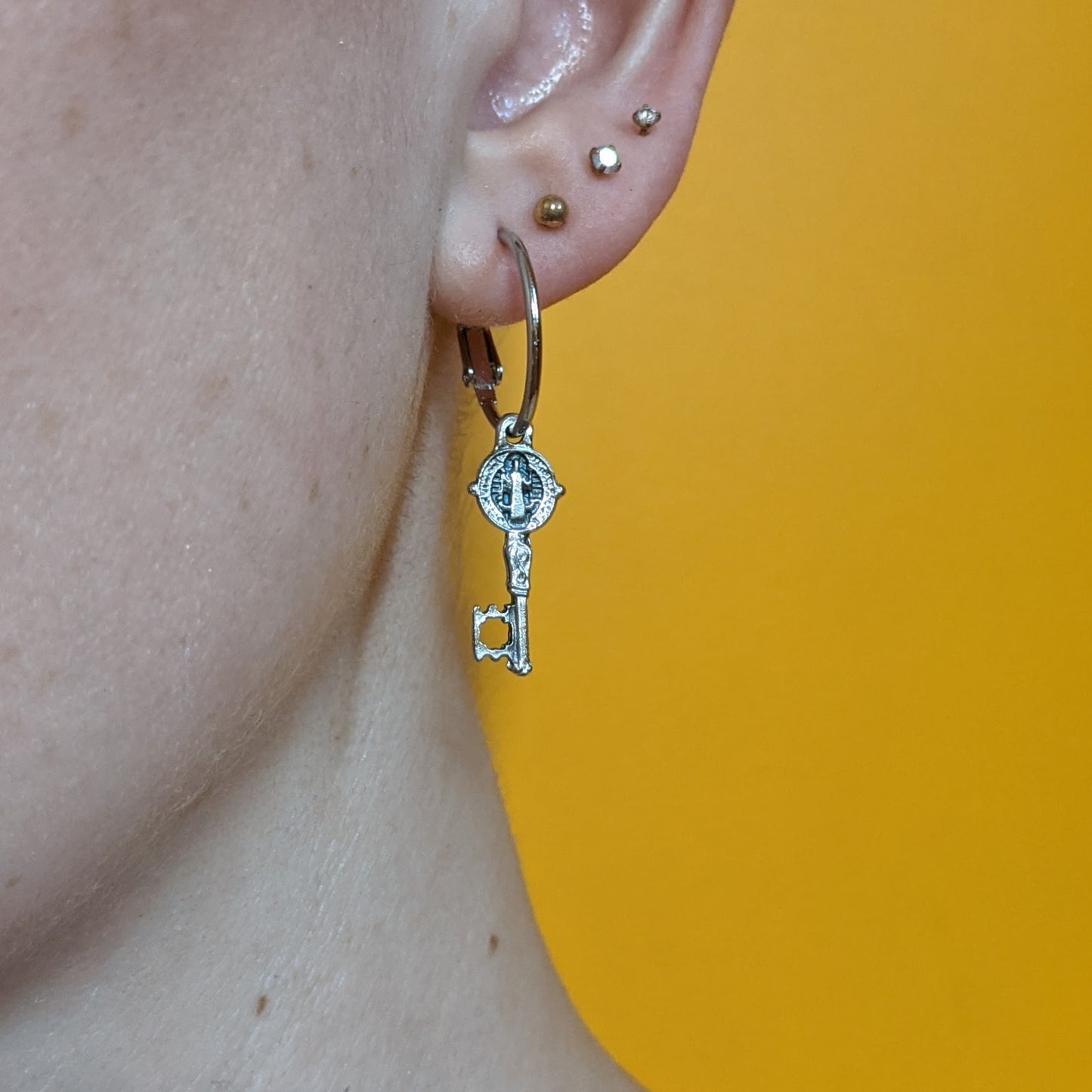 St Benedict's Key to Heaven Extra Small Hoop - Silver - Single