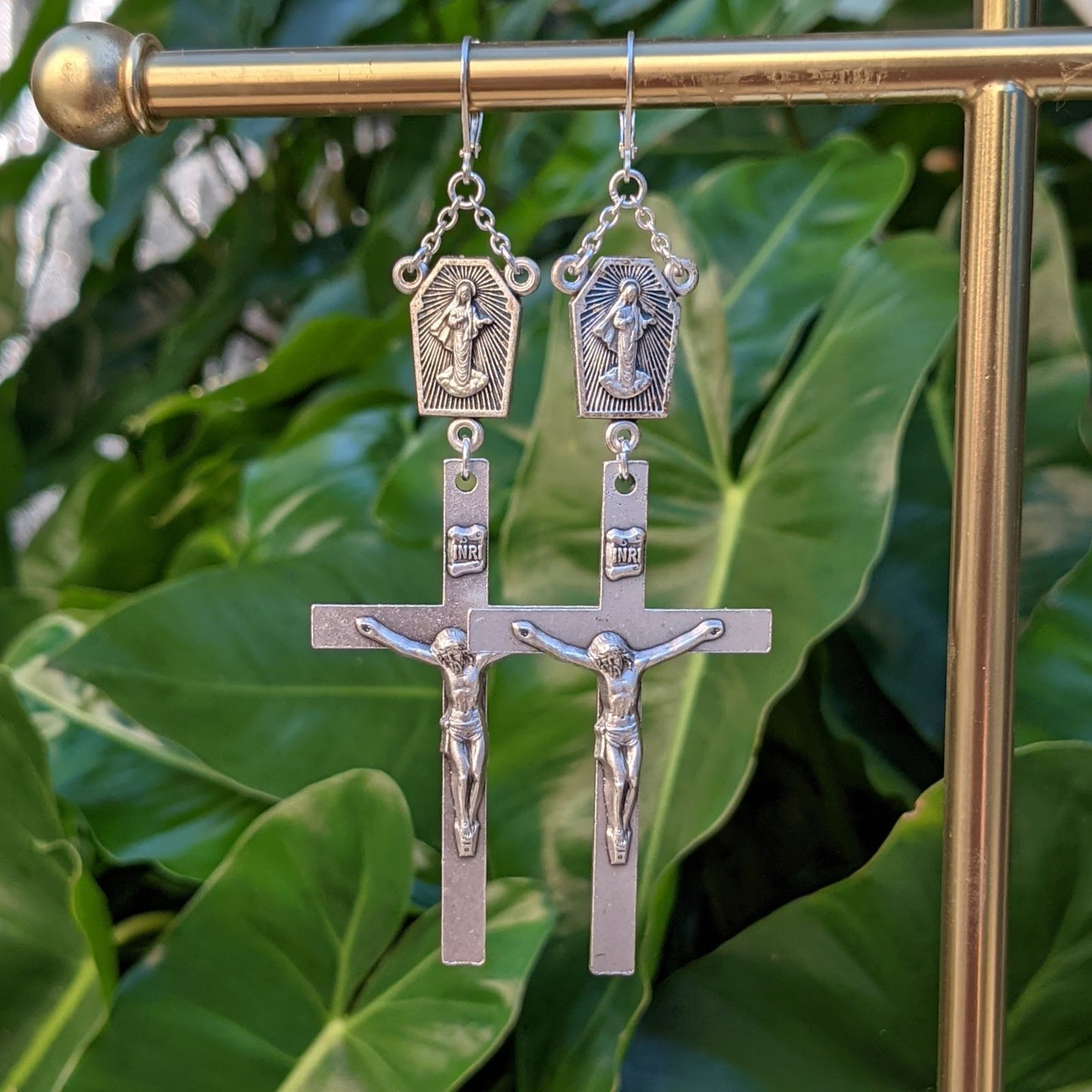 Please Notify a Priest Rosary Pair - Silver